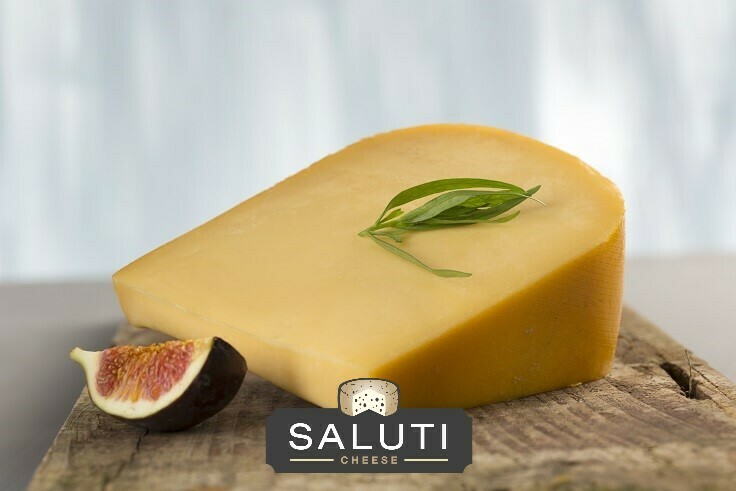 Low-fat Gouda Cheese (250g) جبن جوده قليله الدسم Low-fat Gouda Cheese (250g) جبن جوده قليله الدسم