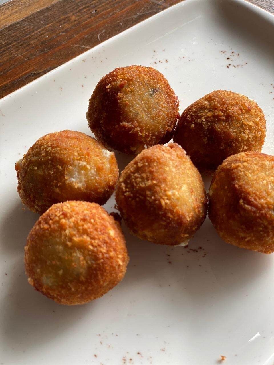 Chicken Cheese Balls (500g) كرات الدجاج بالجبنة Chicken Cheese Balls (500g) كرات الدجاج بالجبنة