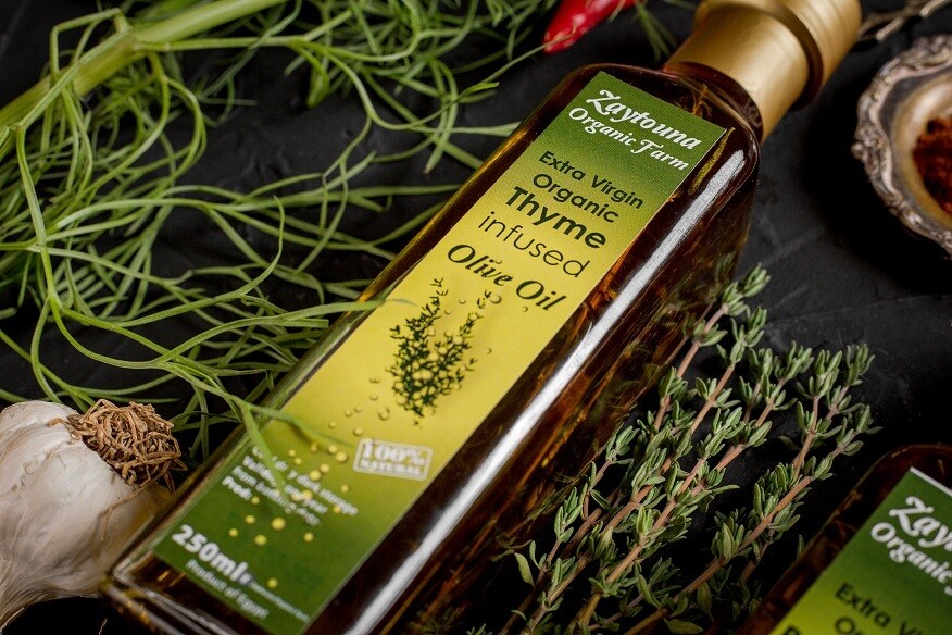 Cold-pressed Organic Thyme Extra Virgin Olive Oil (250ml) زيت زيتون بالزعتر عضوي عصرة أولى مضغوط على البارد Cold-pressed Organic Thyme Extra Virgin Olive Oil (250ml) زيت زيتون بالزعتر عضوي عصرة أولى مضغوط على البارد
