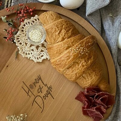 Croissant with pastrami كرواسون بالبسطرمة Croissant with pastrami كرواسون بالبسطرمة