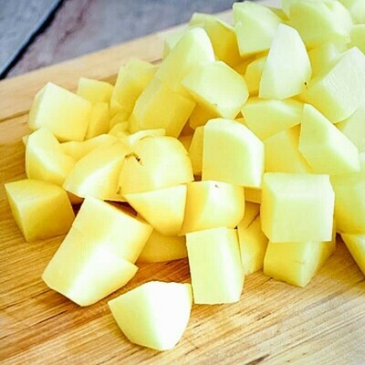 Potato Cubes (400g) بطاطس مكعبات Potato Cubes (400g) بطاطس مكعبات