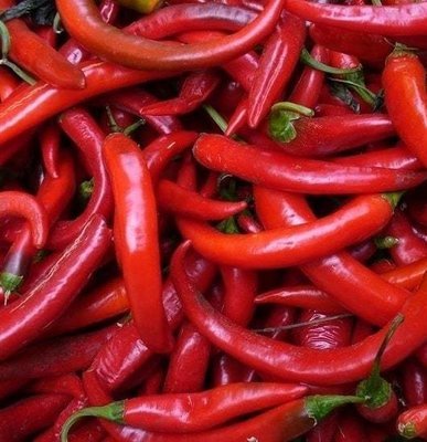 Red hot pepper (250 gm) فلفل حامي أحمر