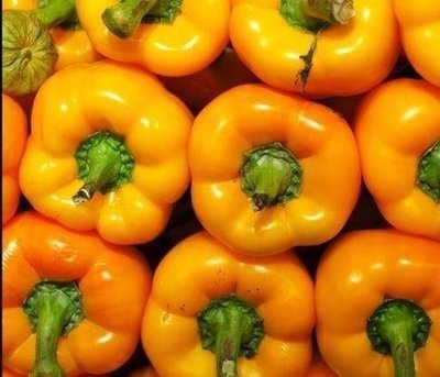 Yellow bell peppers (1kg ) فلفل رومي اصفر Yellow bell peppers (1kg ) فلفل رومي اصفر