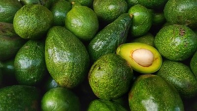 Avocado (set of 3) (افوكادو (٣ وحدات Avocado (set of 3) (افوكادو (٣ وحدات