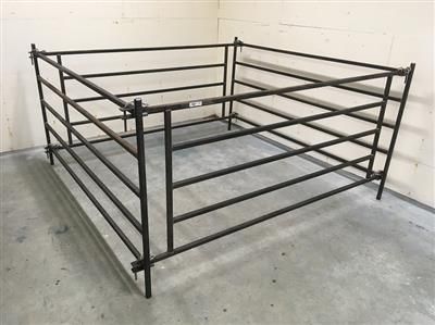 Zubot 5 Bar Bale Feeder