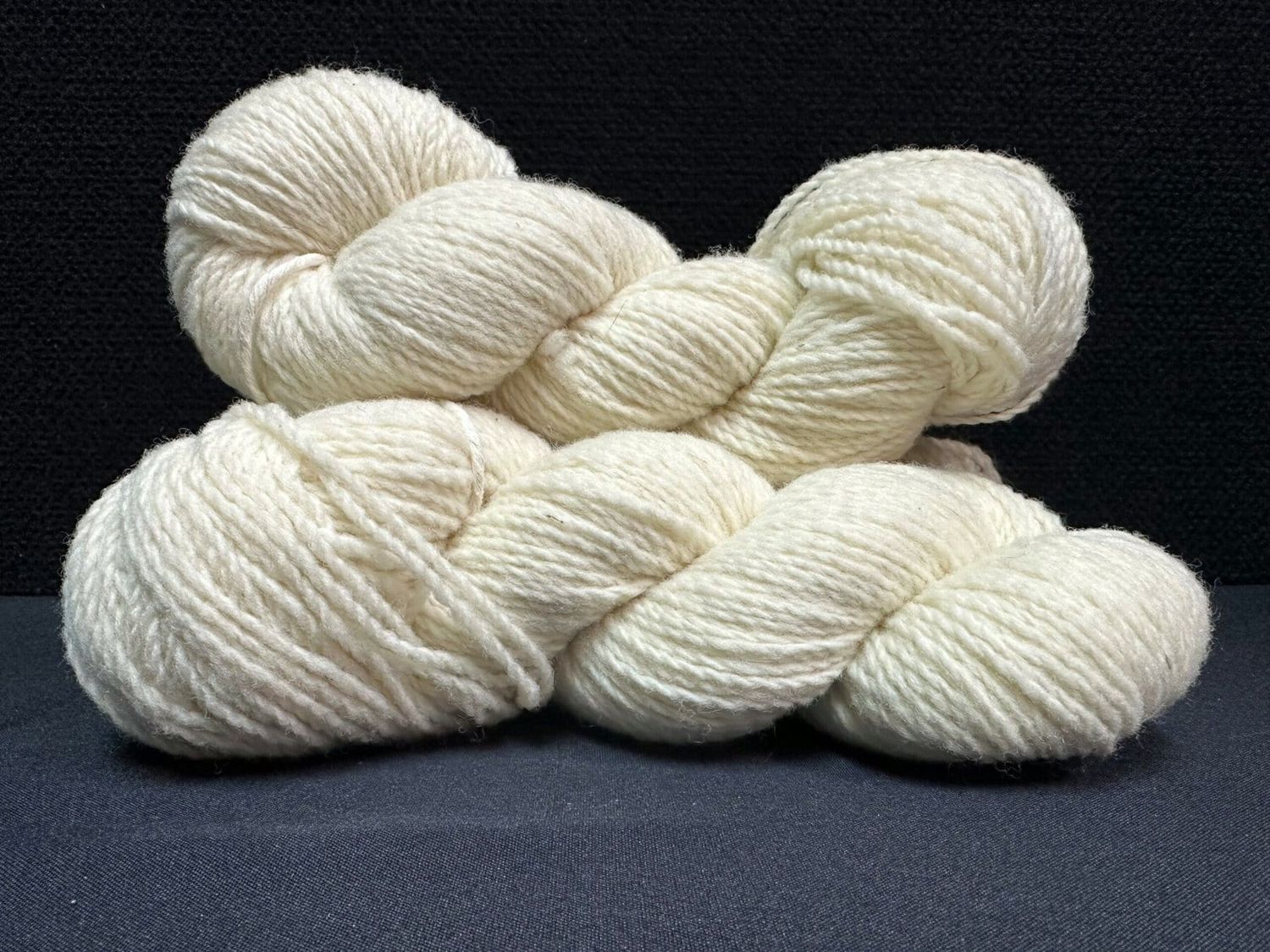 Loch Lomond Blizzard Blend Mule Spun 2-Ply Yarn