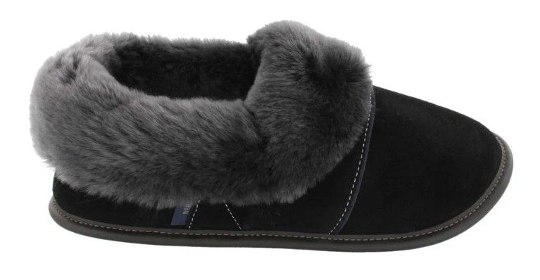 Garneau Lazybone Sheepskin Slippers
