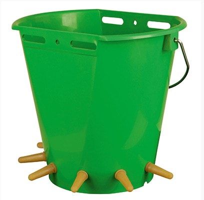 Kerbl Lamb Feeding Bucket - 6 Nipples - 8L