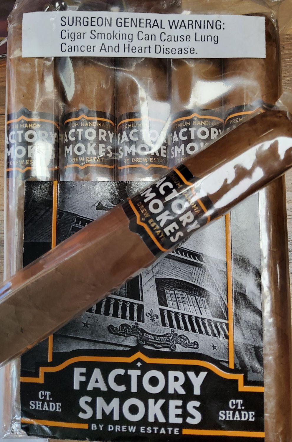 Factory Smokes Toro Shade