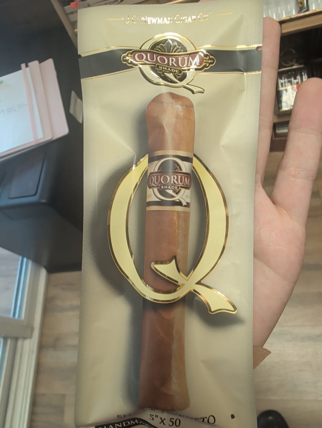 Quorum shade robusto