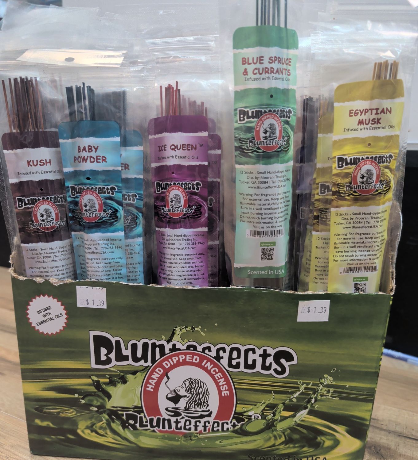 Scents &amp; Aromas