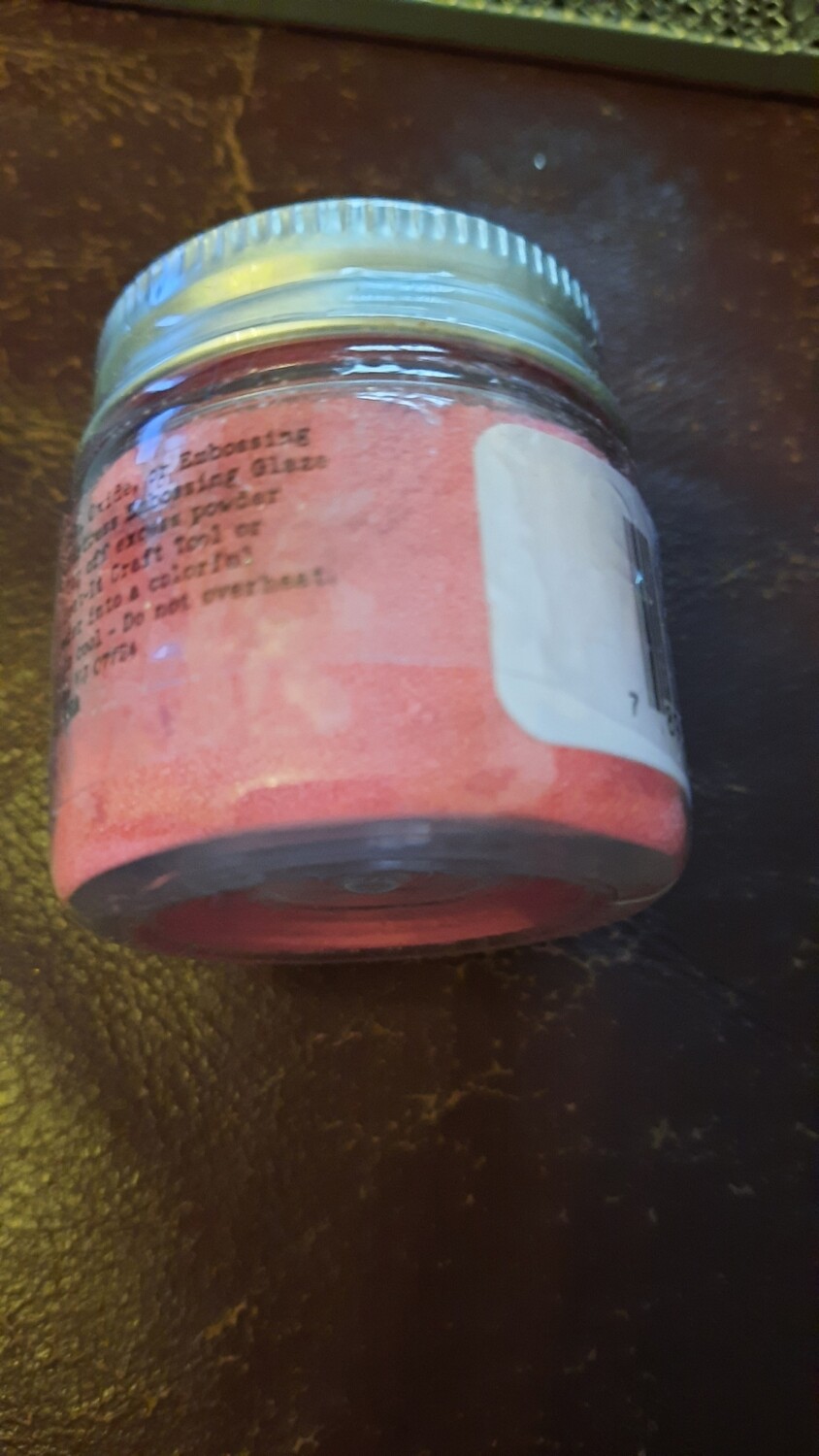 Kitsch flamingo #4 embossing glaze  