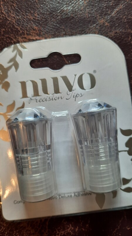 Nuvo Glue Precision Tips (2)