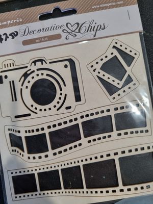 Art of travelling Camera Chipboard