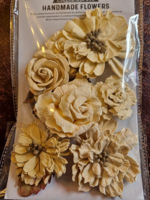 Little Birdie Ivory Pearl Flowers