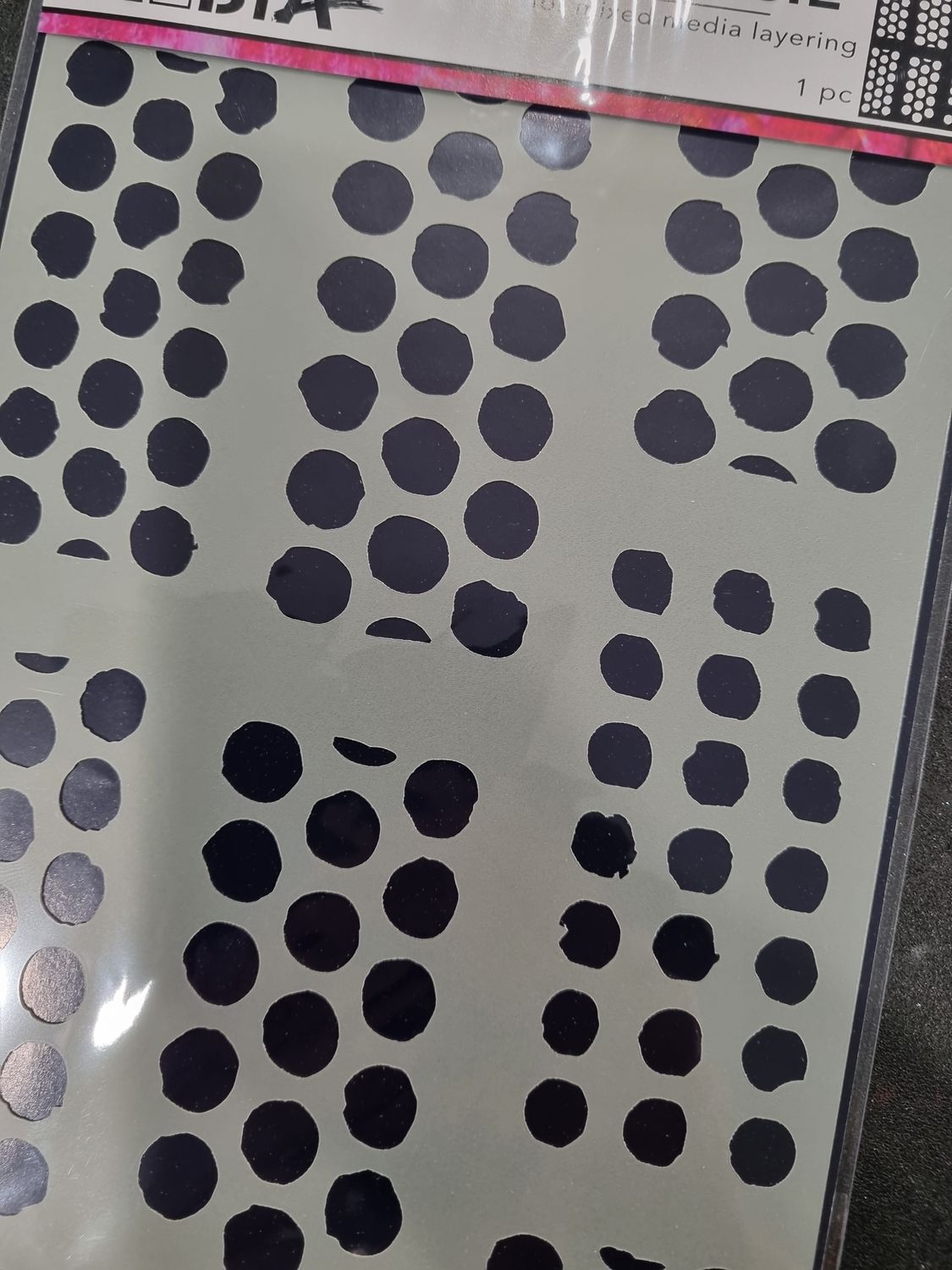 Dina wakley Dotted Tape Stencil