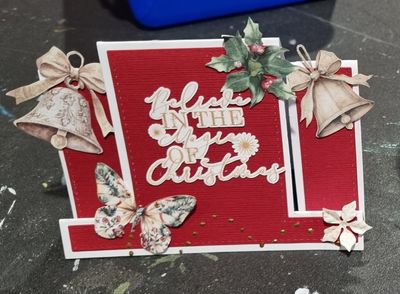 Centre Stepper Card Die