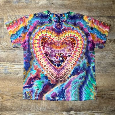 “love eternal” Large Gildan