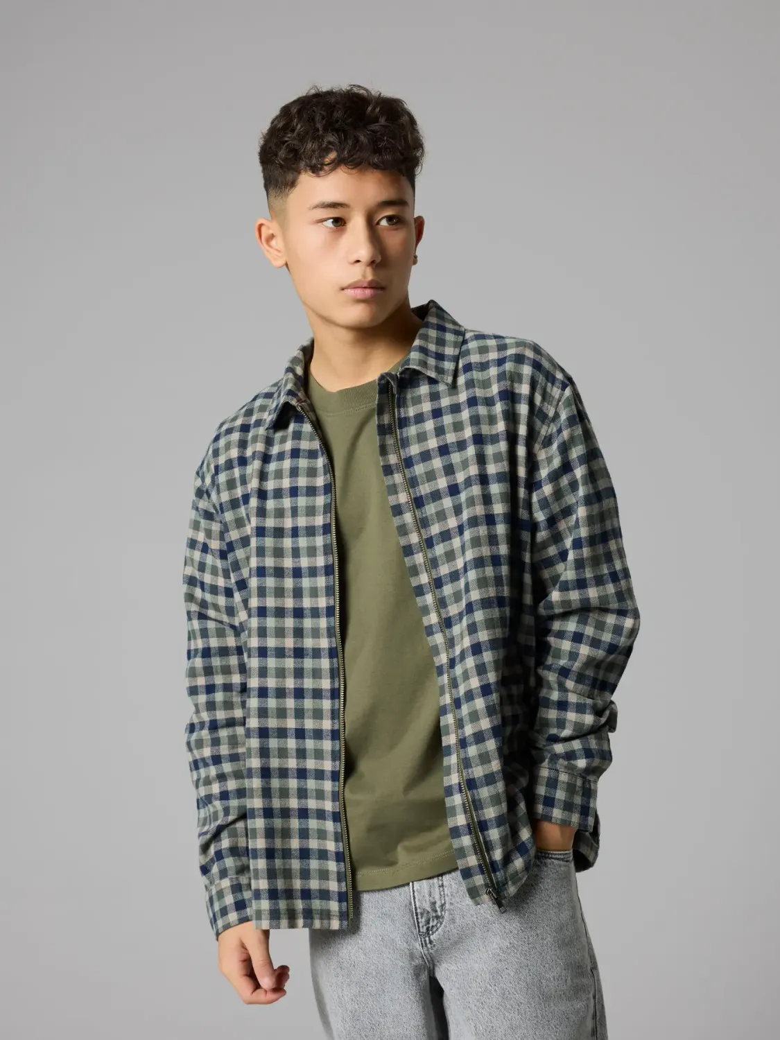 Nake Zip Shirt
