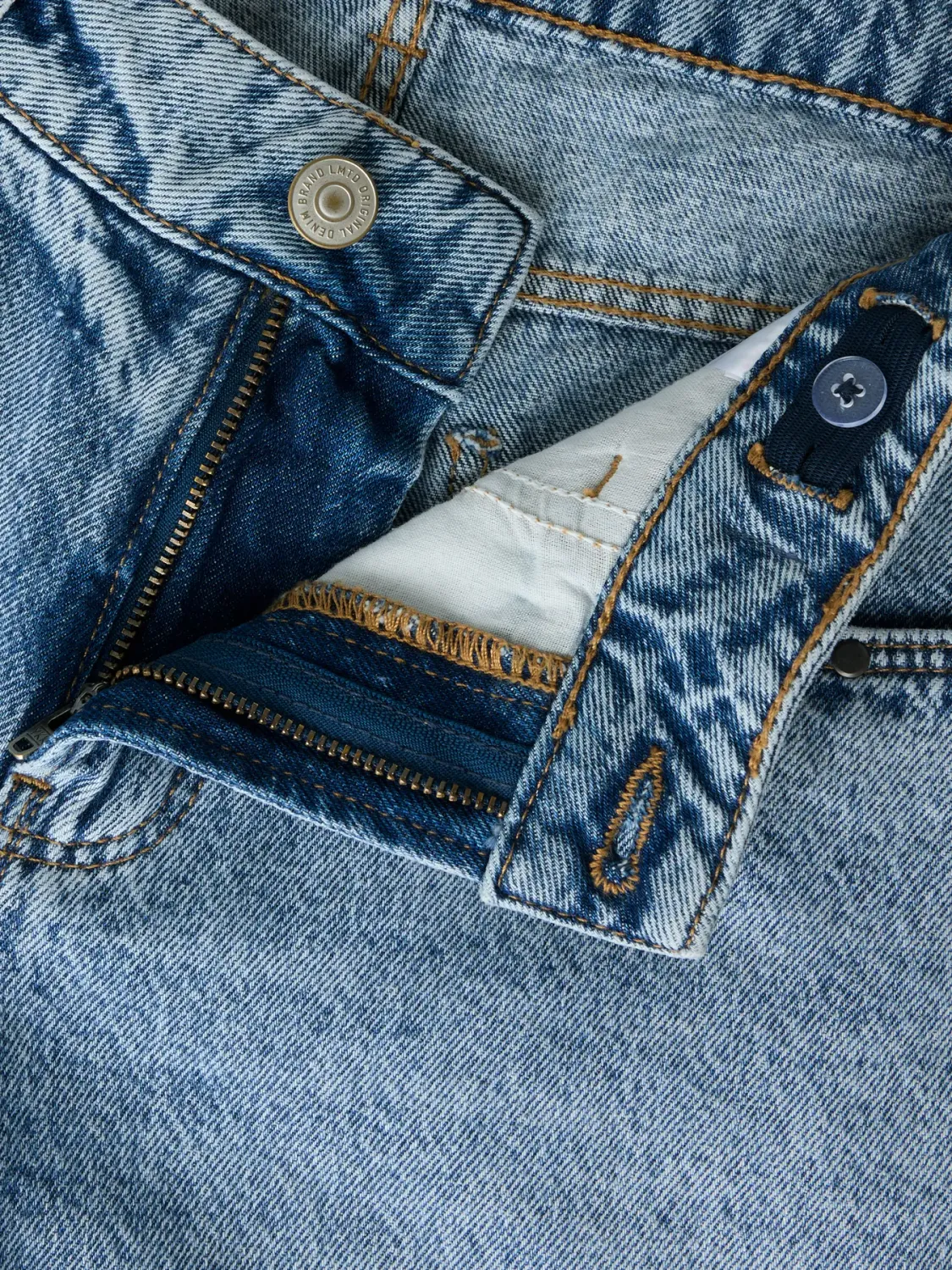 Brim Stud Straight Pant