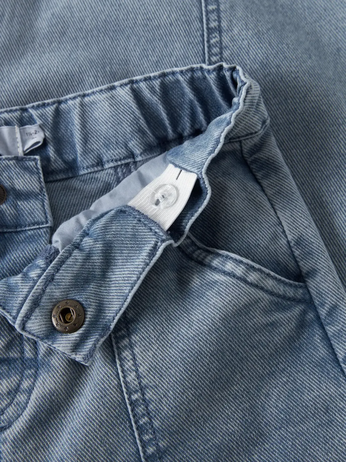 Devas Loose Jeans