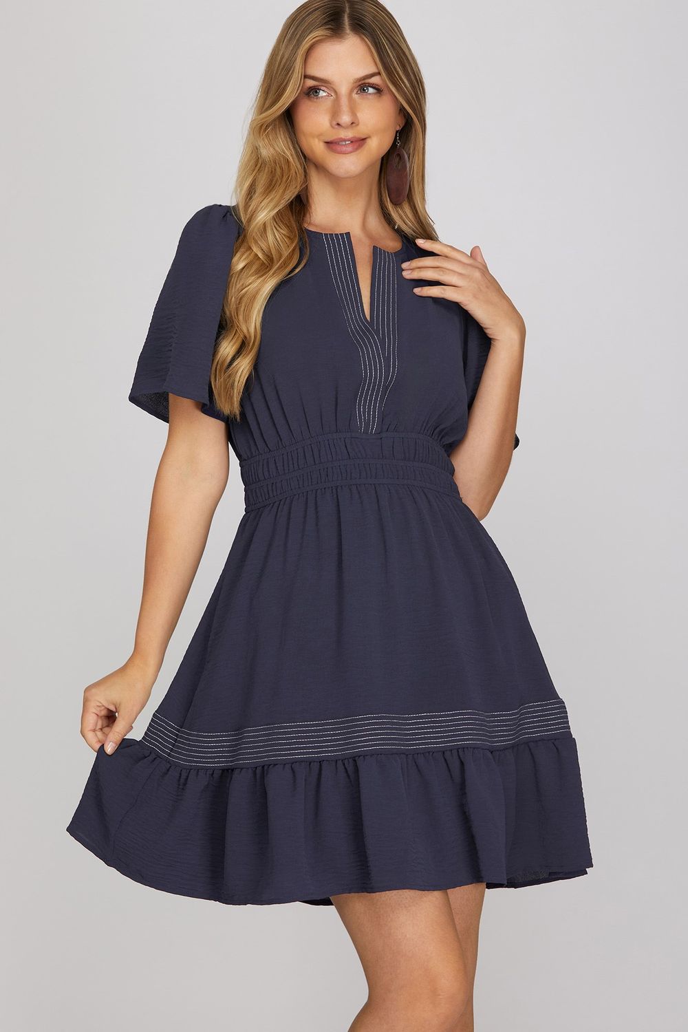 SHORT SLEEVE CONTRAST STITCHING DETAIL WOVEN MINI DRESS WITH POCKETS