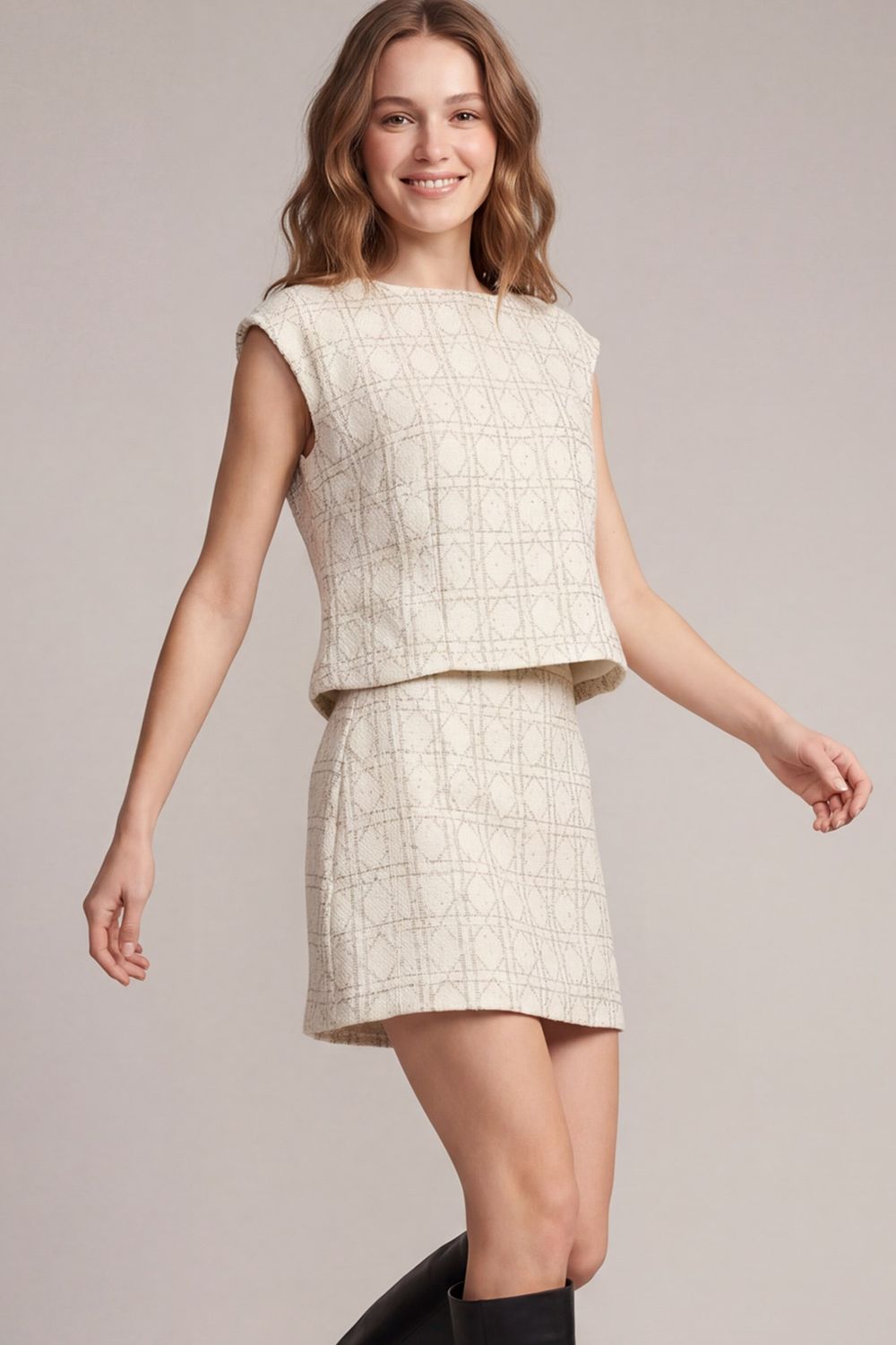 DROP SHOULDER TWEED TOP STYLED WITH ST1975-SK