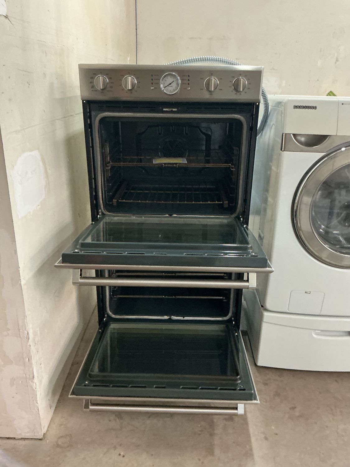 THERMADOR OVEN P0302/01