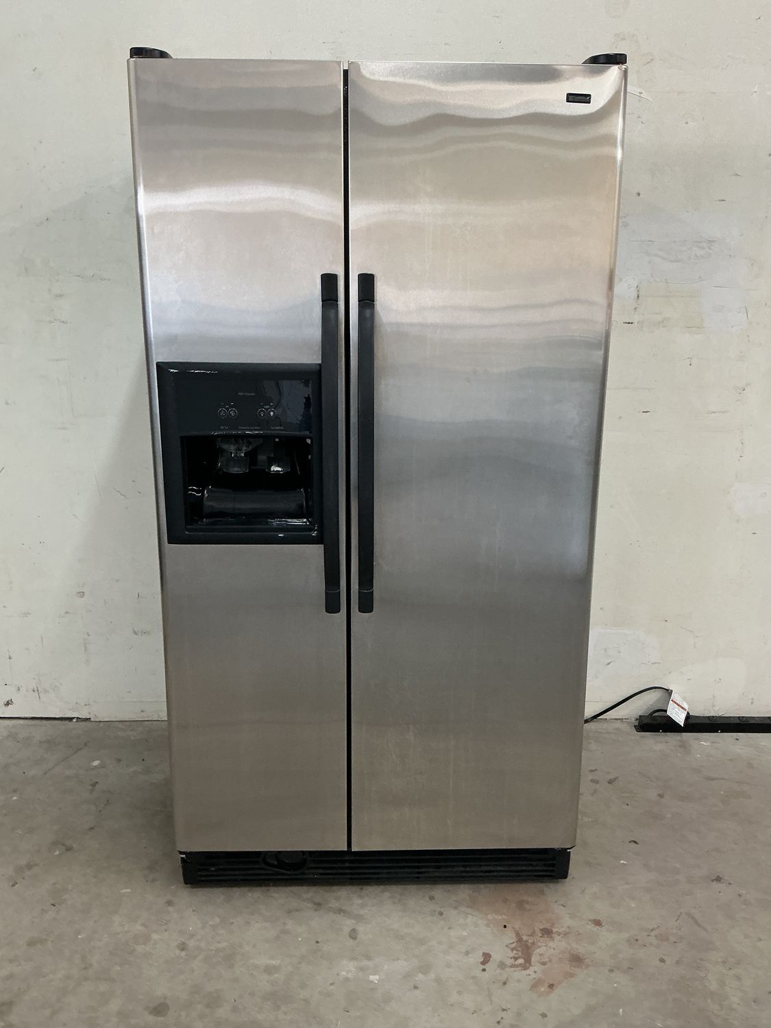 KENMORE REFRIGERATOR 106.57953700