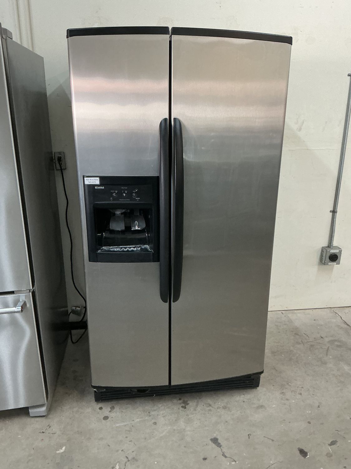 KENMORE REFRIGERATOR 106.56563400