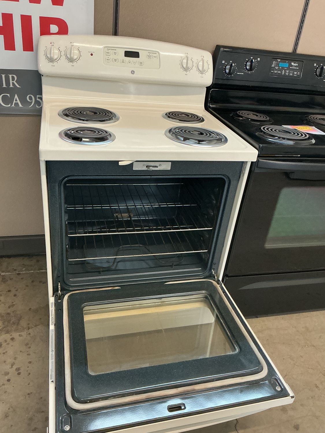 GE STOVE JB23DR3CC