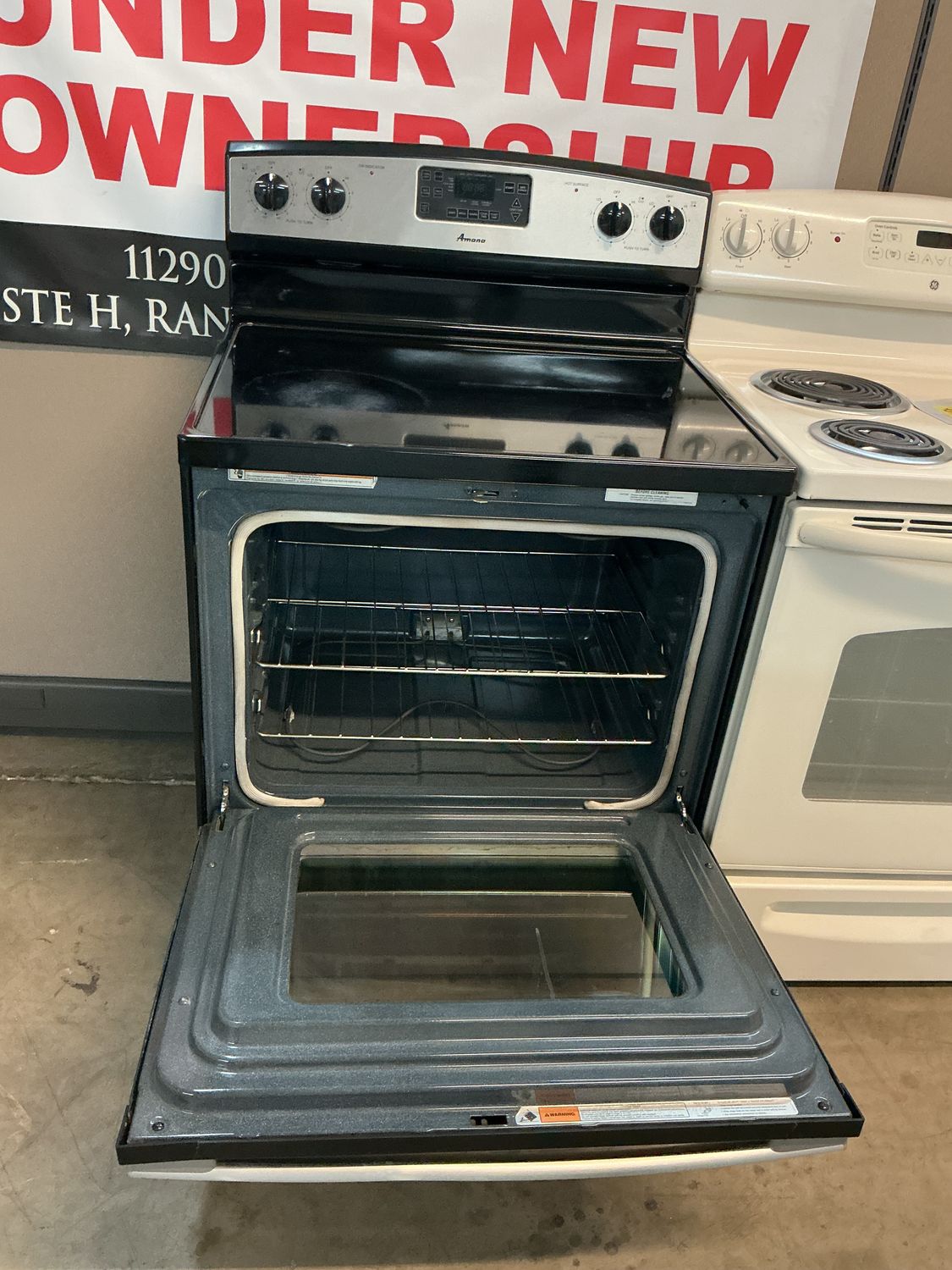 Amana Stove