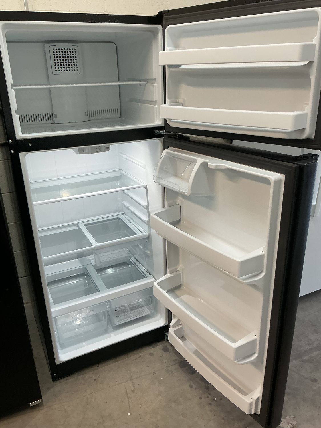 2024 Open Box GE Fridge GTE18GTNGRBB
