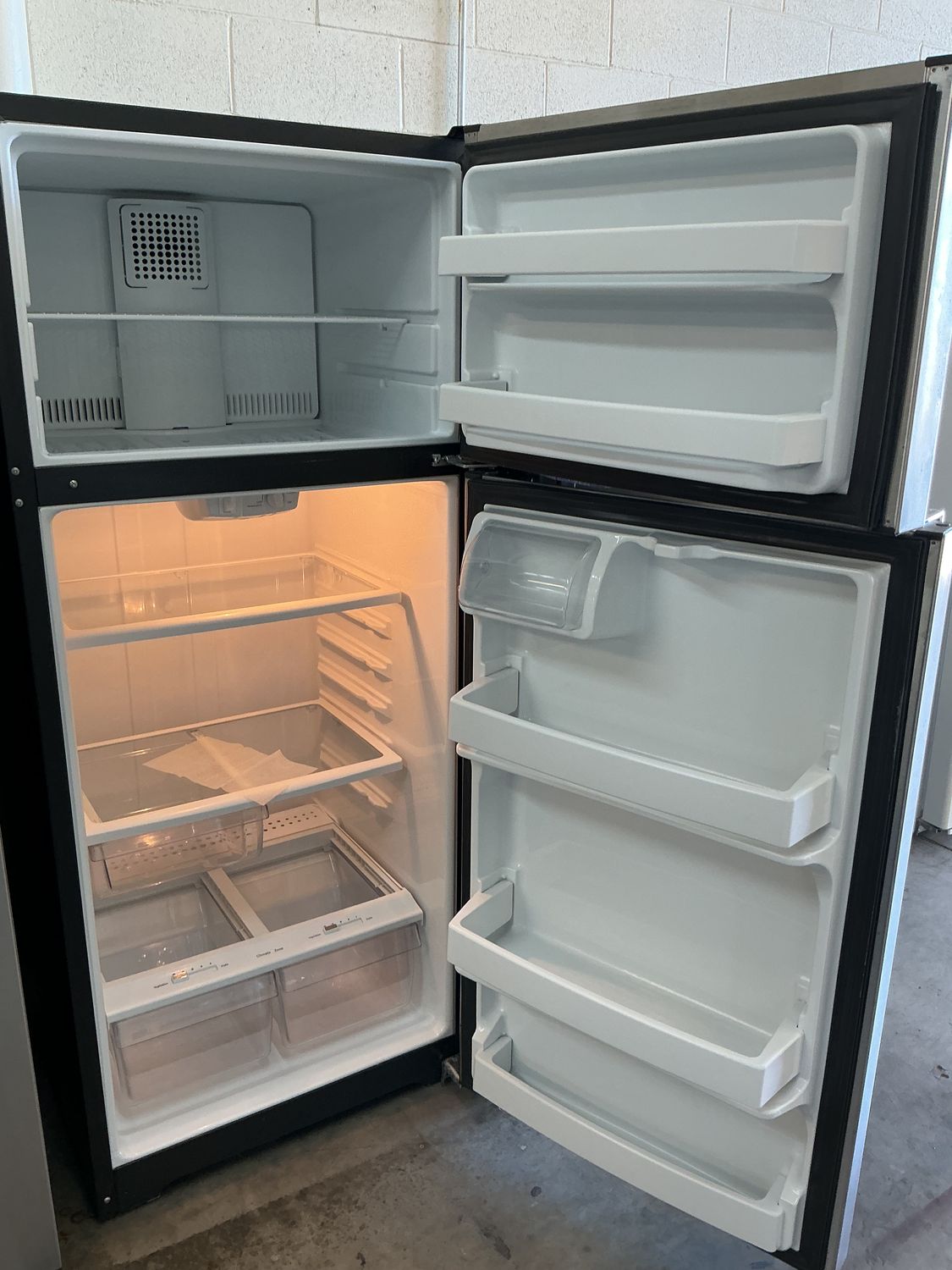 GE Fridge GIE18GSHBRSS