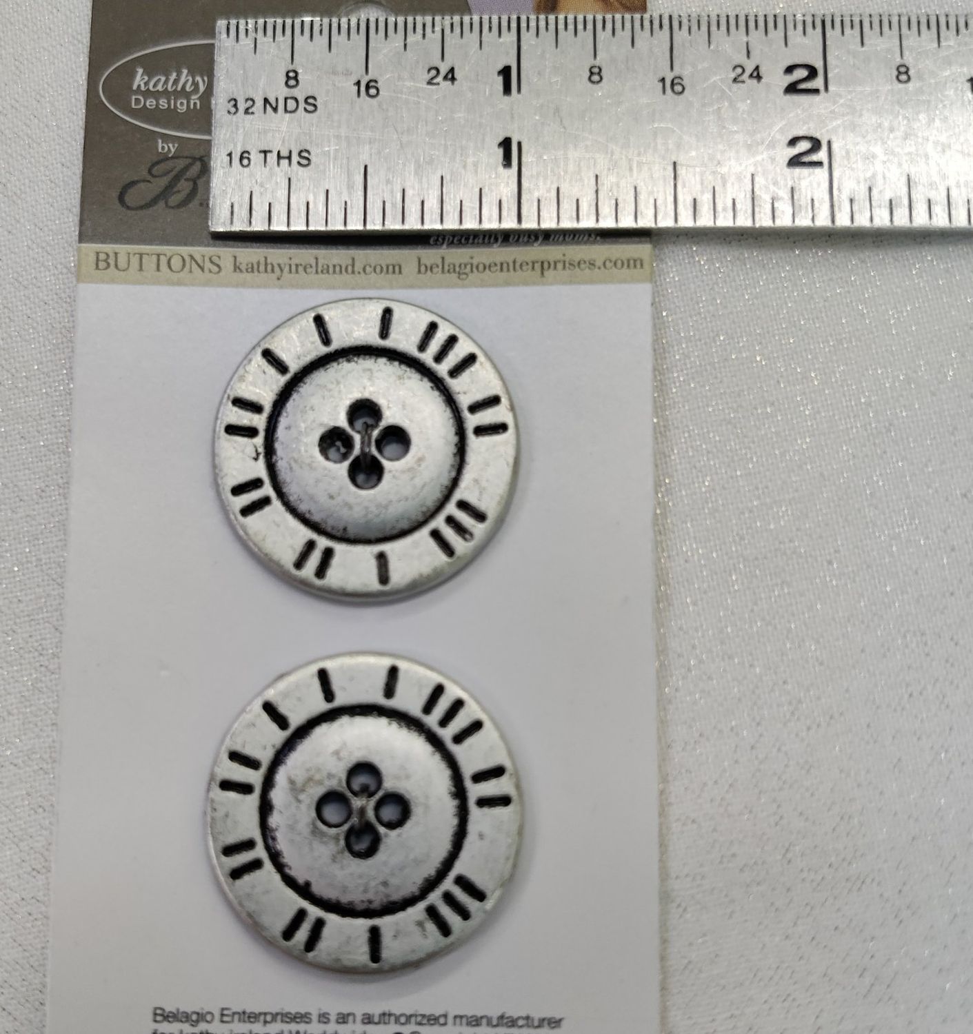 1" Belagio Silver Button card of 2