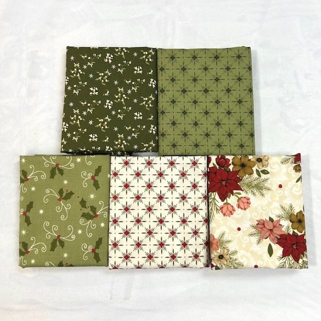 5 pc Poinsettias Xmas Greetings Fat Quarter Bundle #4