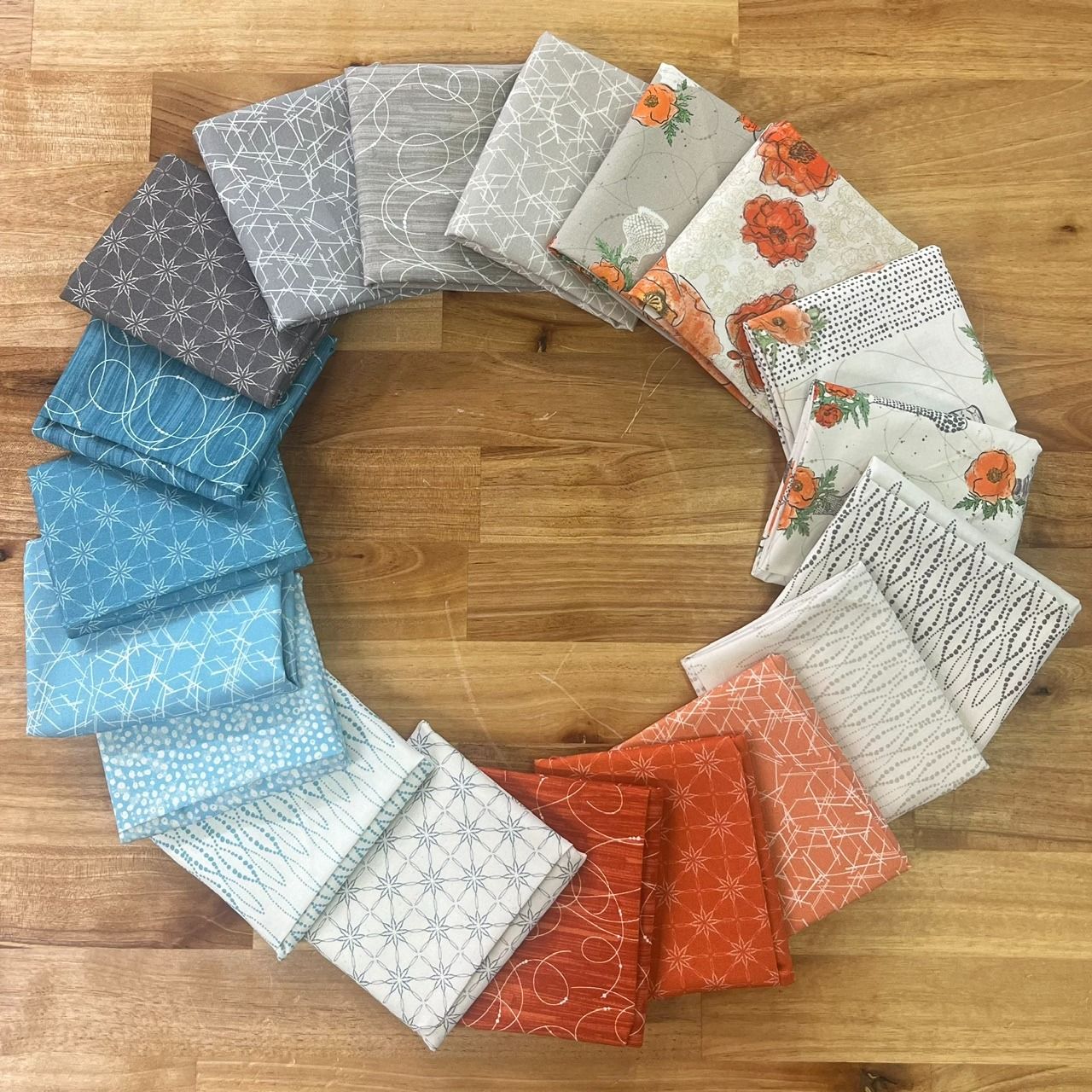 19 pc FQ Bundle Modern Vintage Treasured Poppies FQ Bundle Quilting Cotton