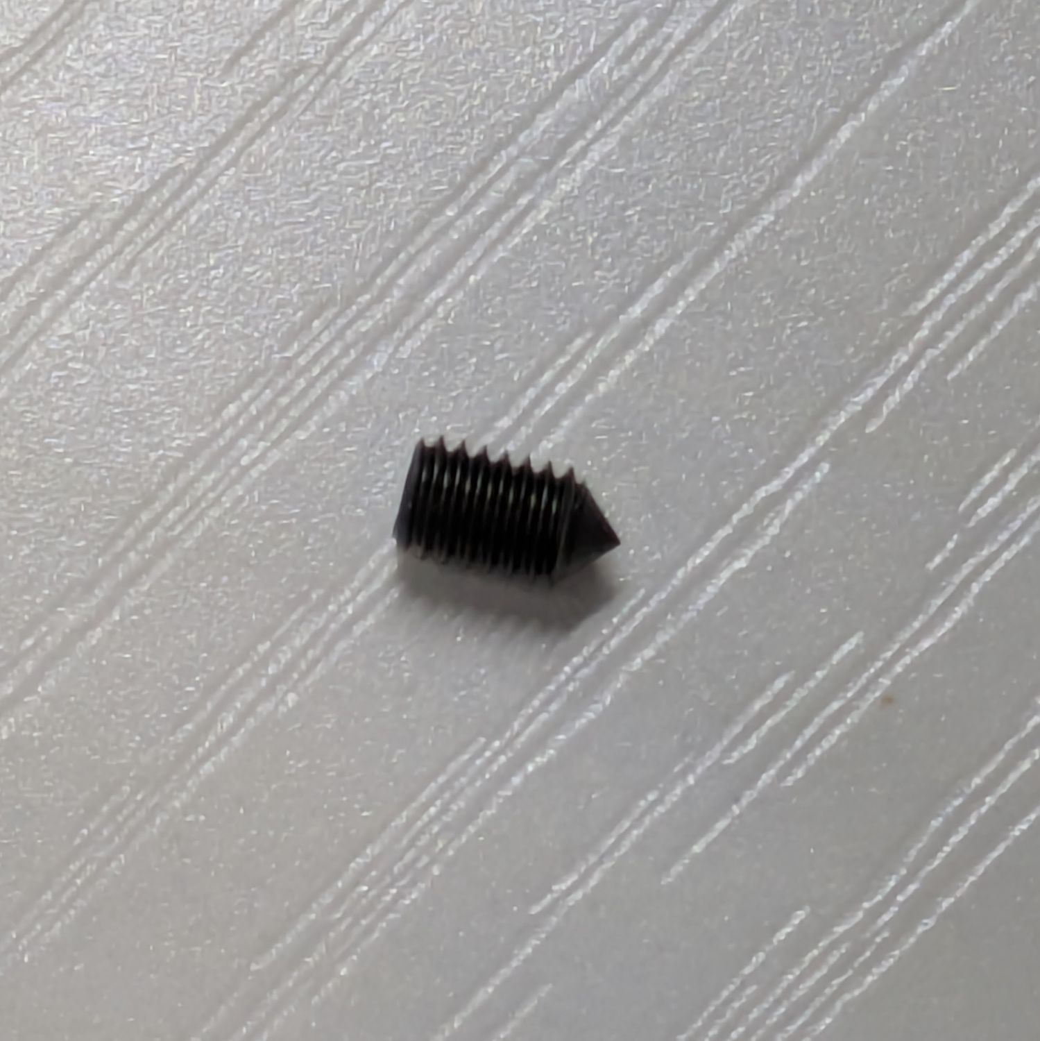 Bernette B42 B48 B62 B68 Needle set screw Overlockers