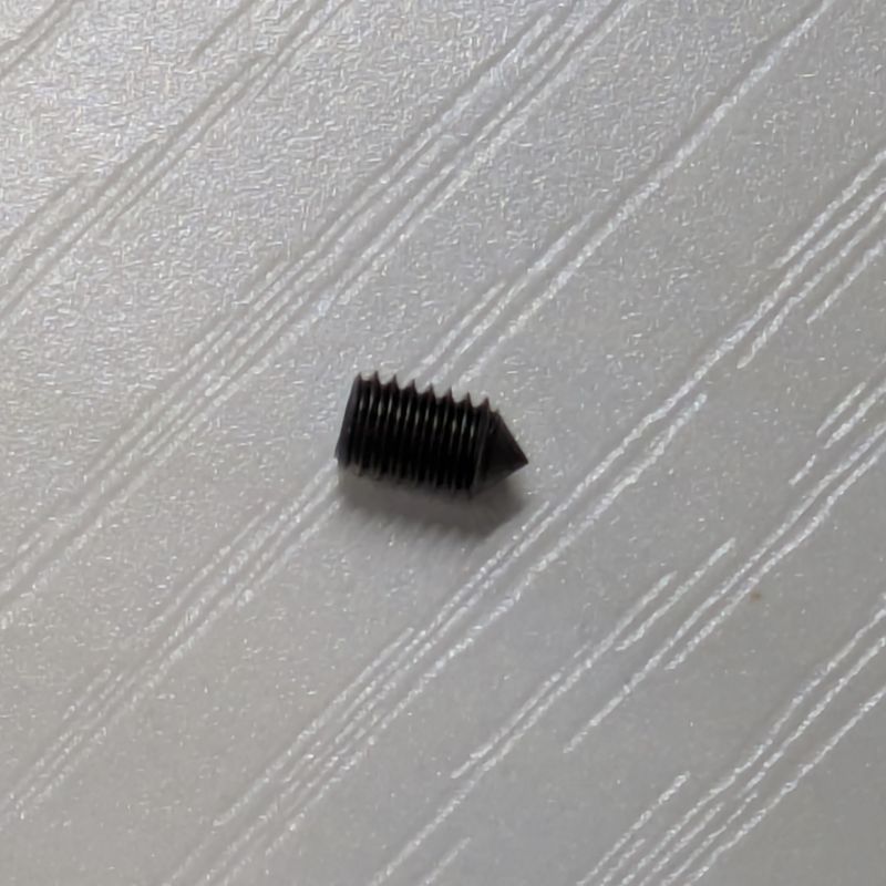Bernette B42 B48 B62 B68 Needle set screw Overlockers