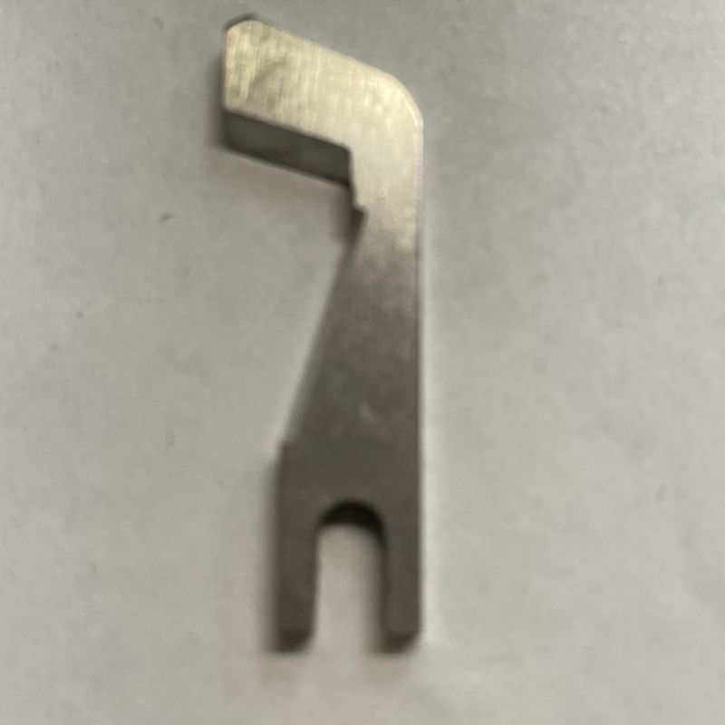 BERNINA L450/460 upper knife blade