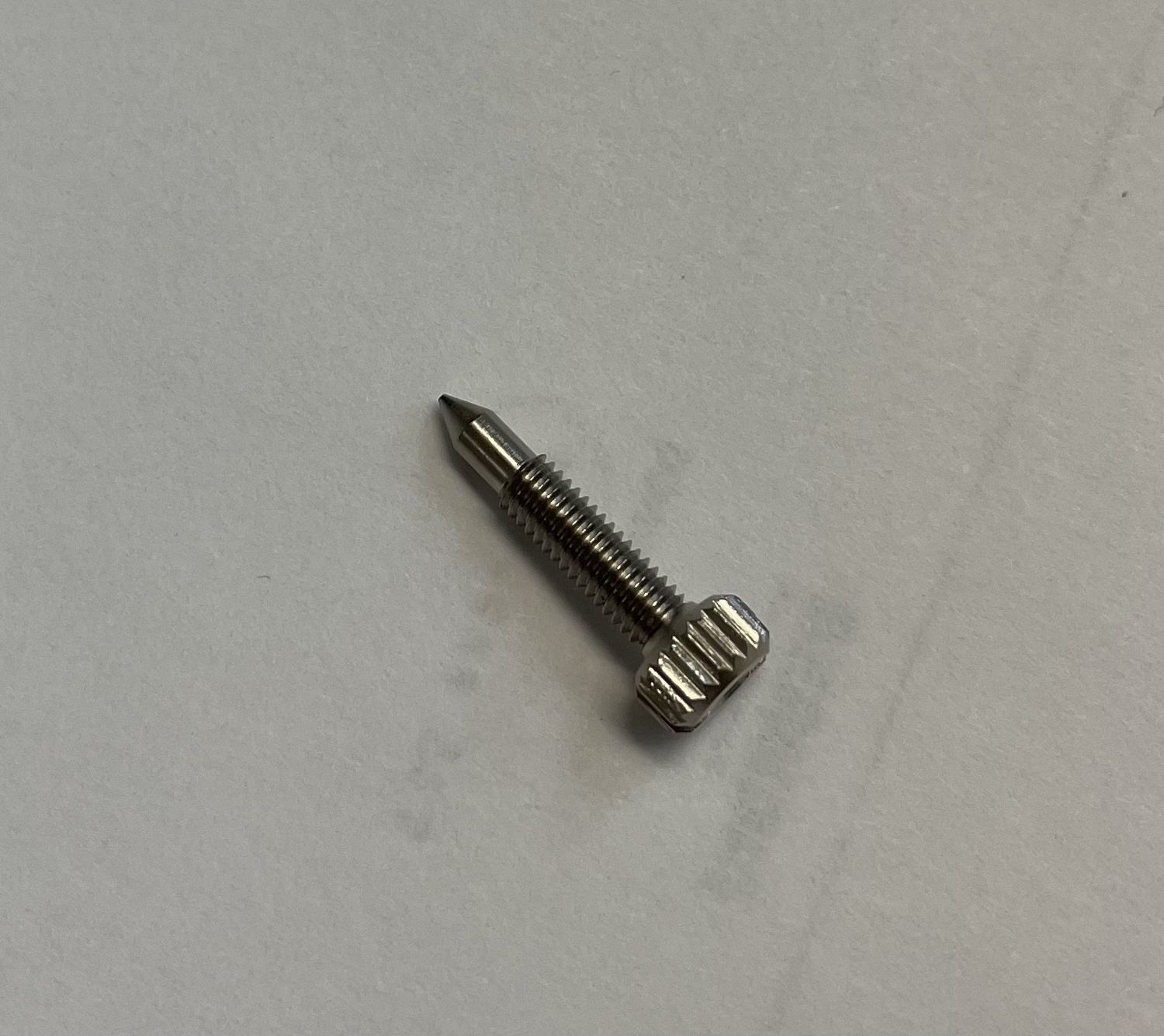 BERNINA Needle Set Screw - 930 (1986) 10201030 legacy machines