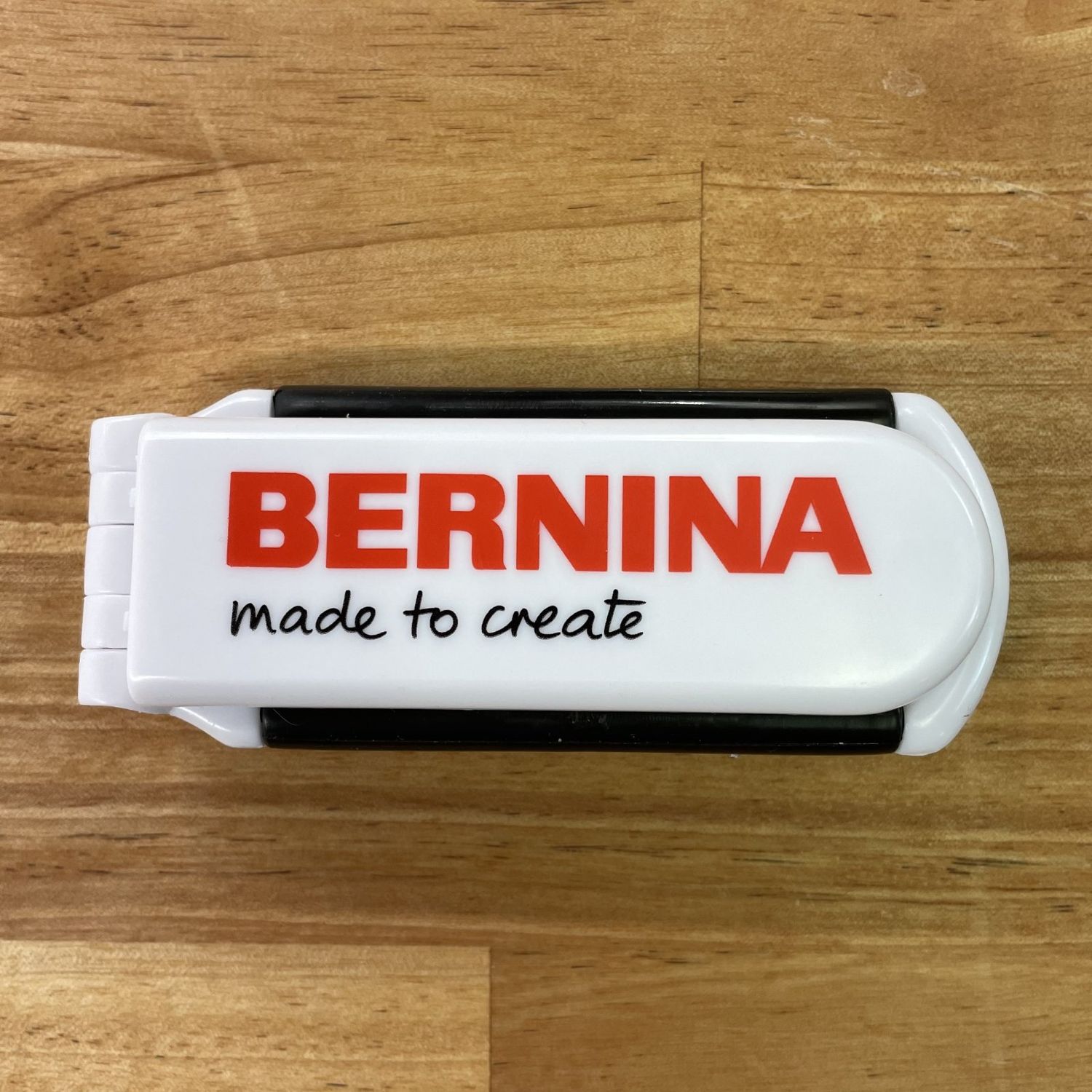 BERNINA Travel Handbrush with Mirror