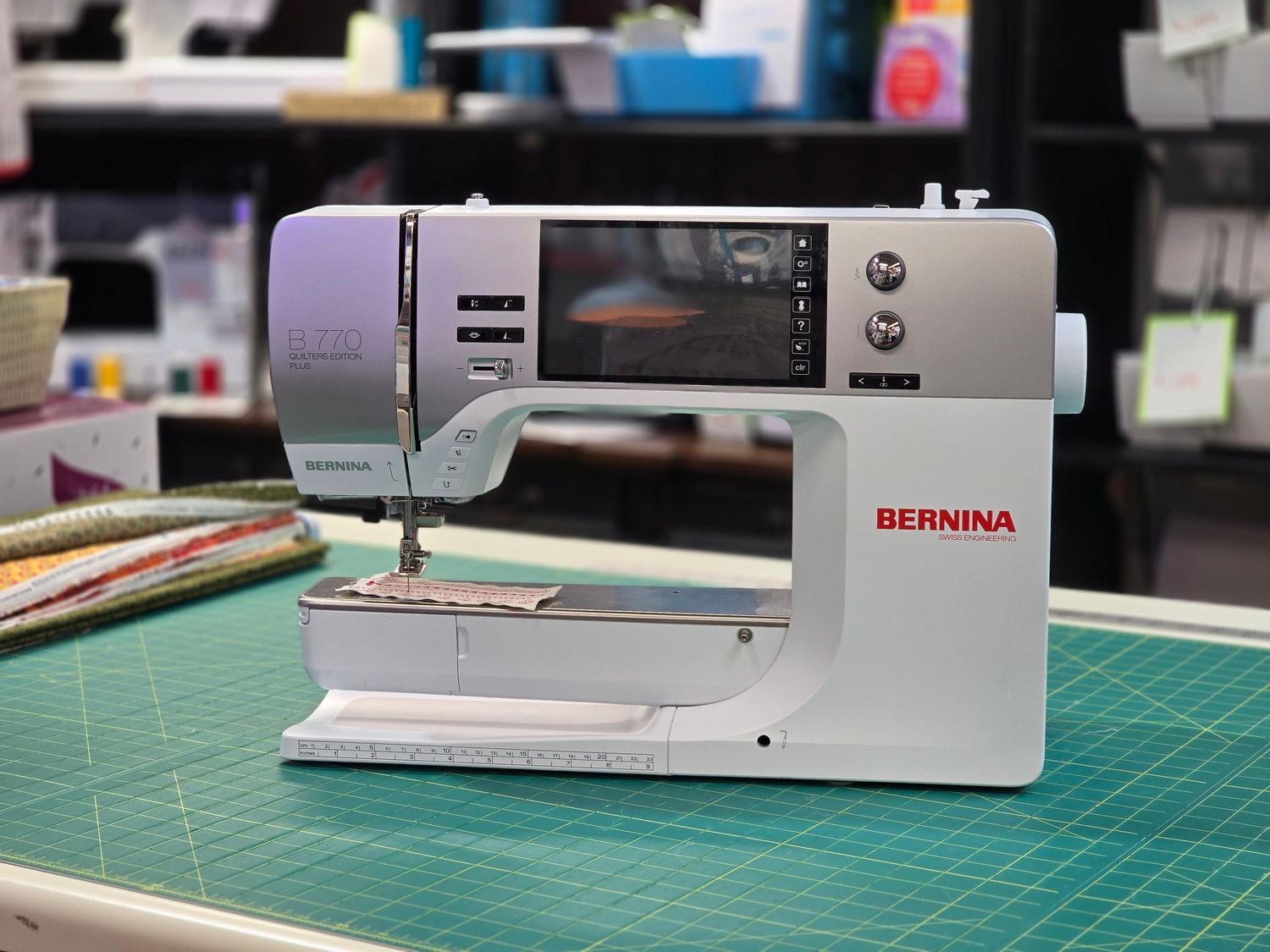 Pre-Loved BERNINA 770 QE Plus