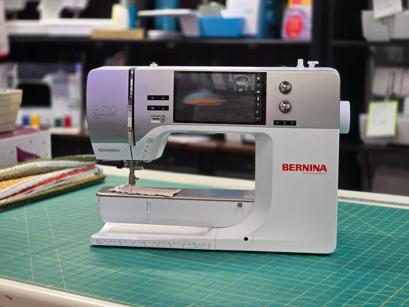 Pre-Loved BERNINA 770 QE Plus