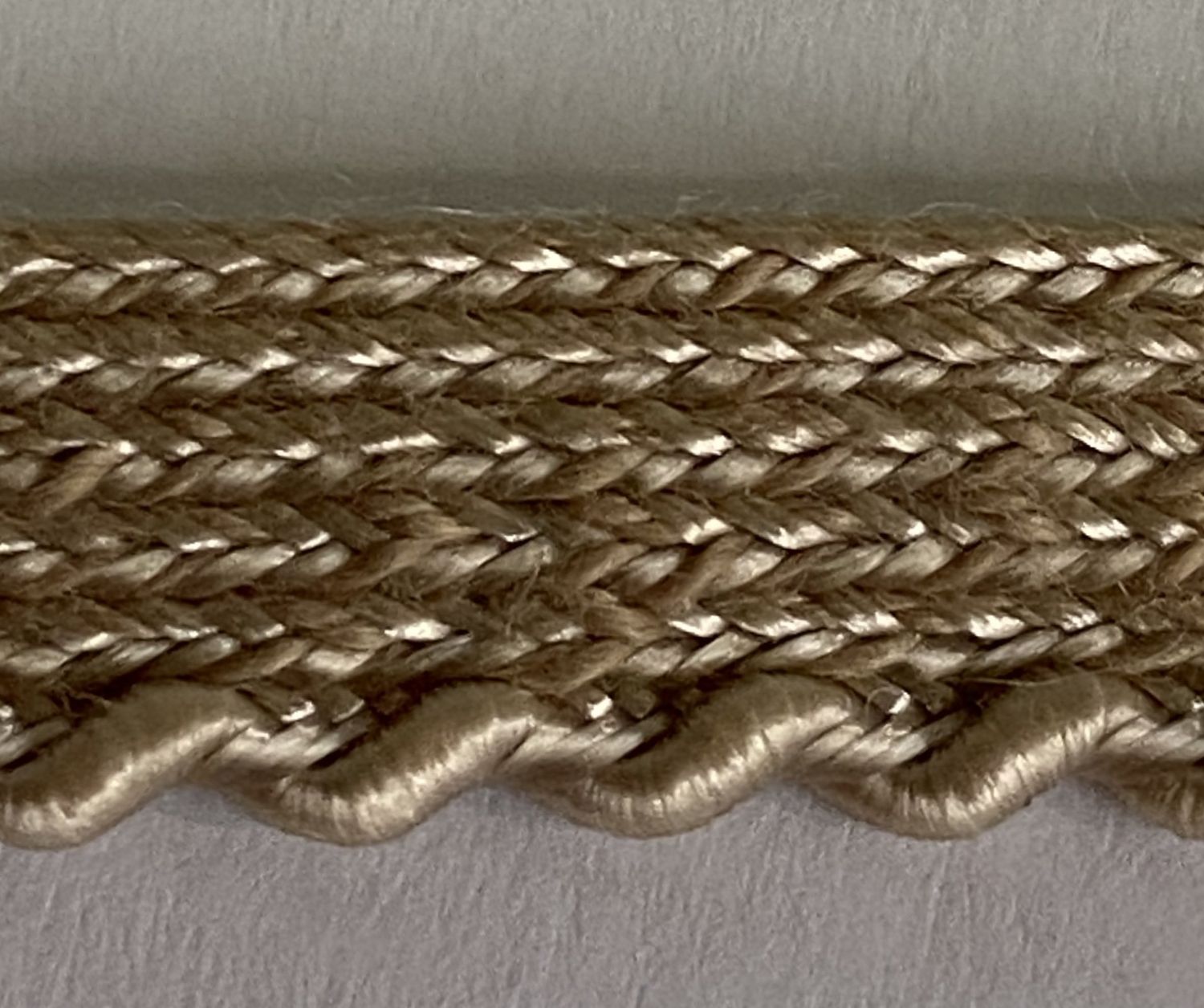 Ribbon Trims scallop edging Tan 1/4"