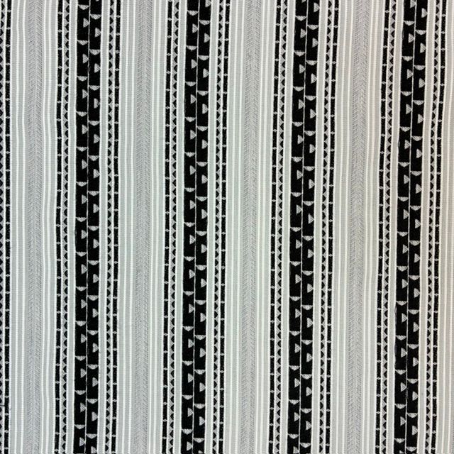 EB Ethnic Geo Design Jacquard White and Black 60"