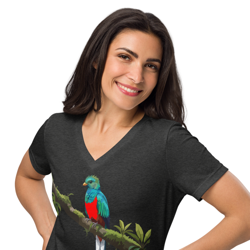 Relaxed style long V-neck tees