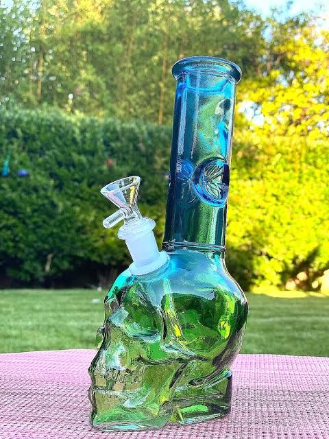 GREEN SKULL MK GLASS WATER PIPE GREEN SKULL MK GLASS WATER PIPE