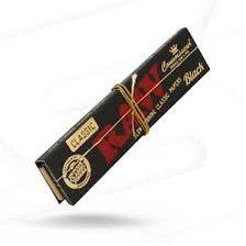 RAW CLASSIC CONNOISSEUR BLACK PAPERS KING SIZE SLIM +TIPS RAW CLASSIC CONNOISSEUR BLACK PAPERS KING SIZE SLIM +TIPS