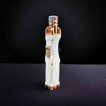 SCORCH TORCH WHITE AND GOLD SCORCH TORCH WHITE AND GOLD